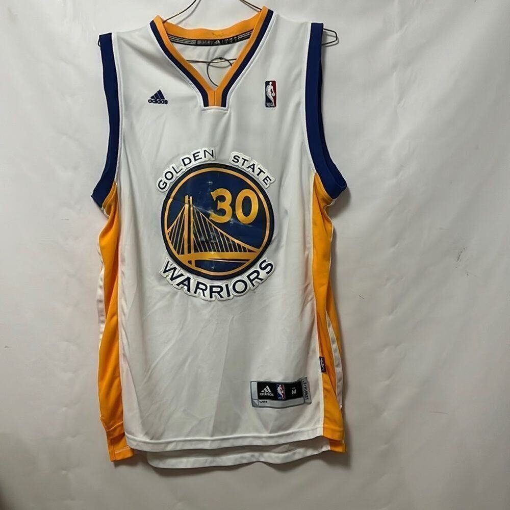 GOLDEN STATE WARRIORS STEPHEN CURRY JERSEY SIZE M